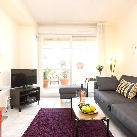De 2 Chambres Avec Terrasse Amenagee Et Wifi A A 1 Km De La Plage Apartman