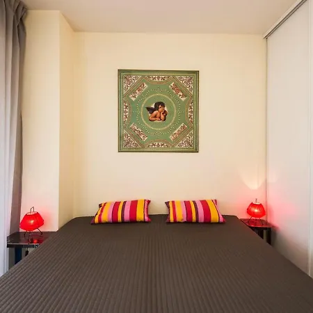 De 2 Chambres Avec Terrasse Amenagee Et Wifi A A 1 Km De La Plage Nizza